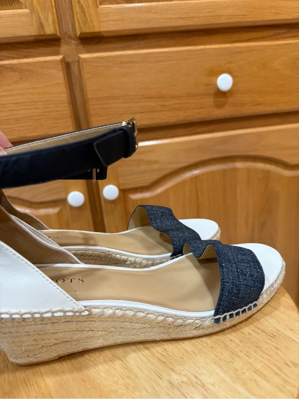 Talbots 10.5 Navy White Leather Espadrille Wedge Sandals Coasta